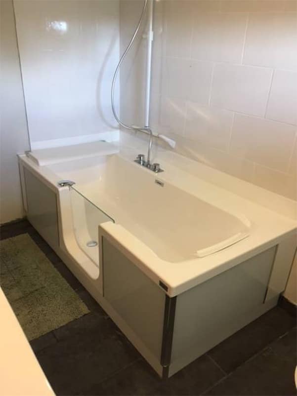 secuflor baignoire à porte apres